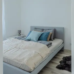 Dob36 With Free Private Parking And Balcony , Budapest Hungría